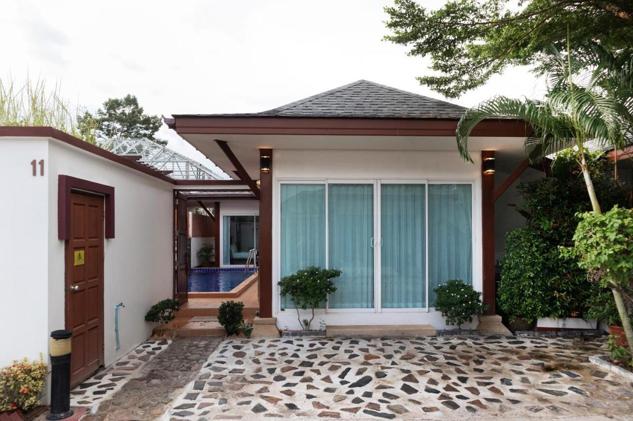 Oyo 1043 The Sun Pool Villa Бофут Екстериор снимка